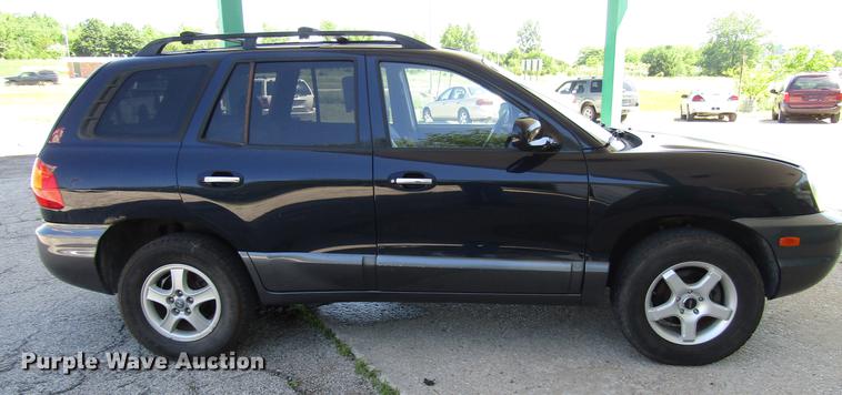 image for item DD7491 2004 Hyundai Santa Fe SUV