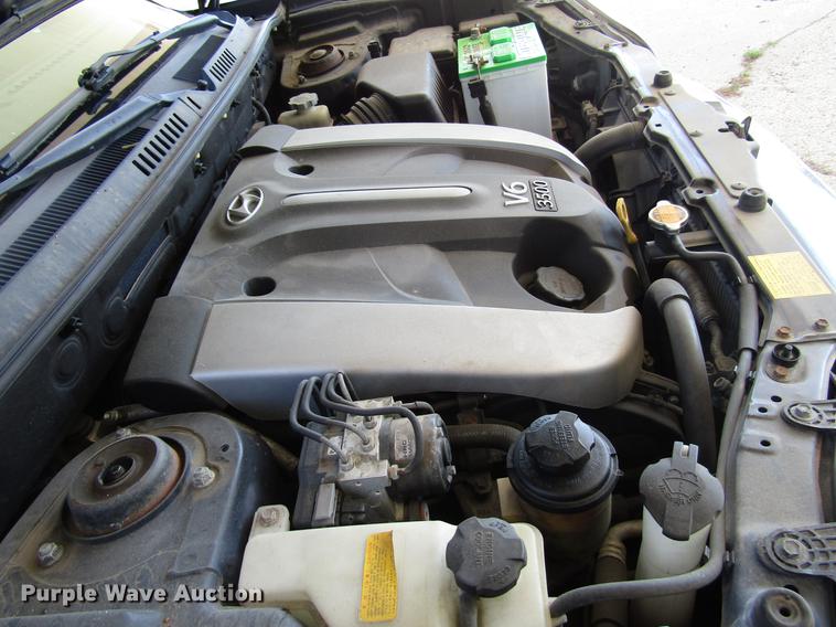 image for item DD7491 2004 Hyundai Santa Fe SUV