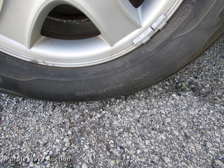 image for item DD7491 2004 Hyundai Santa Fe SUV