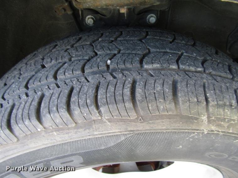 image for item DD7491 2004 Hyundai Santa Fe SUV