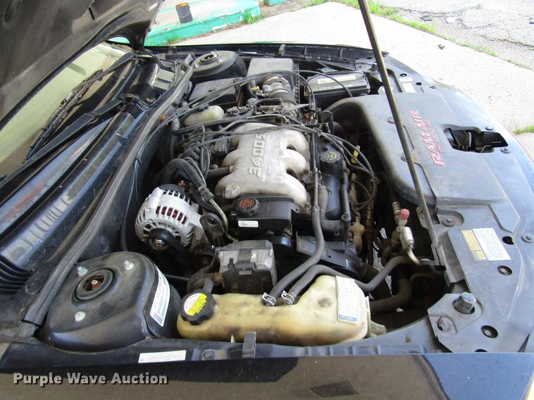 image for item DD7493 1999 Pontiac Grand Am GT