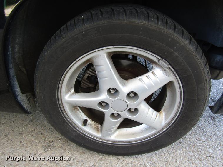 image for item DD7493 1999 Pontiac Grand Am GT