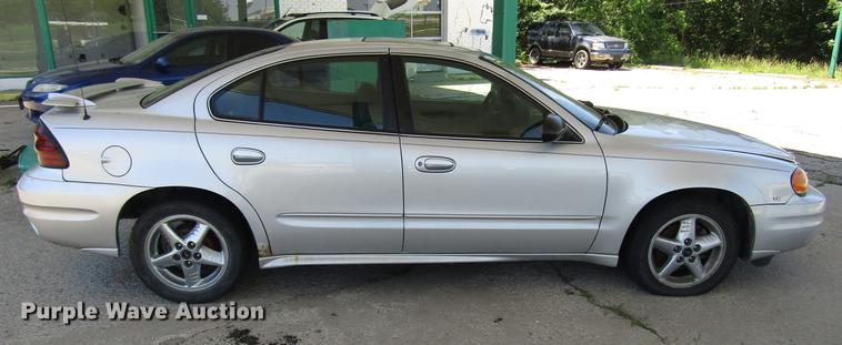 image for item DD7494 2004 Pontiac Grand AM