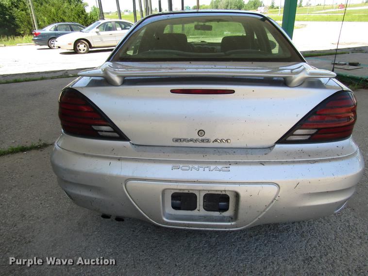 image for item DD7494 2004 Pontiac Grand AM