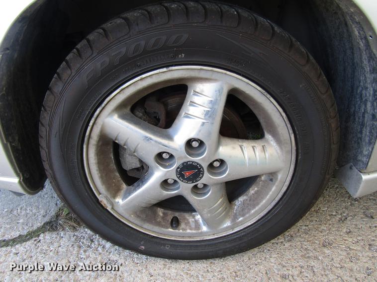 image for item DD7494 2004 Pontiac Grand AM