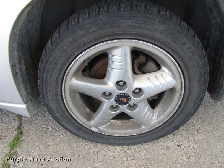 image for item DD7494 2004 Pontiac Grand AM