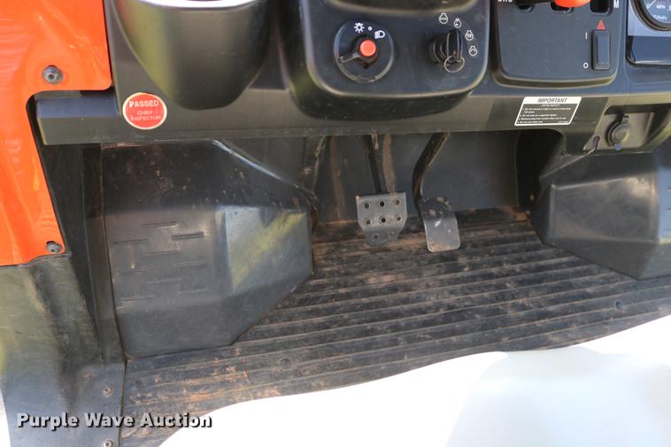 image for item DD8224 2011 Kubota RTV1140CPX utility vehicle