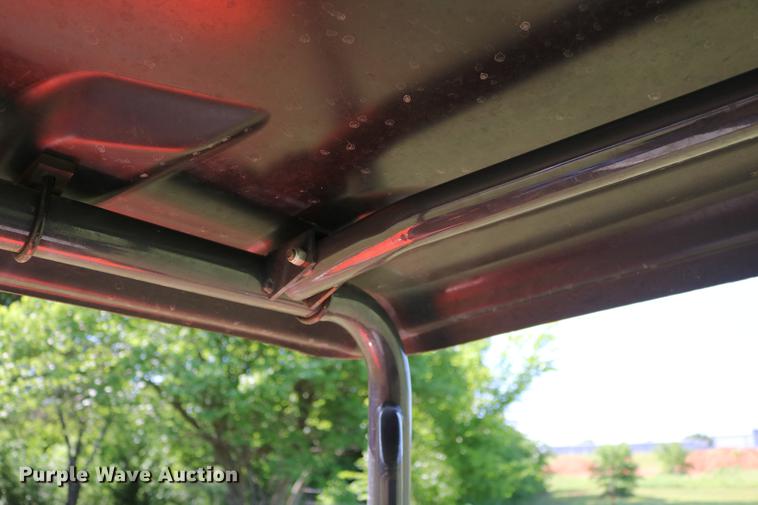 image for item DD8224 2011 Kubota RTV1140CPX utility vehicle