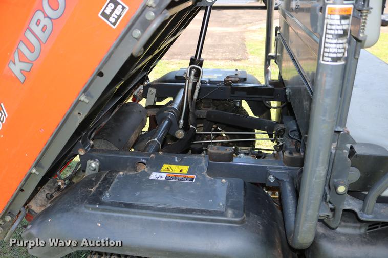 image for item DD8224 2011 Kubota RTV1140CPX utility vehicle