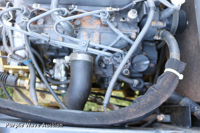 image for item DD8224 2011 Kubota RTV1140CPX utility vehicle