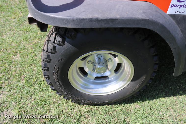 image for item DD8224 2011 Kubota RTV1140CPX utility vehicle