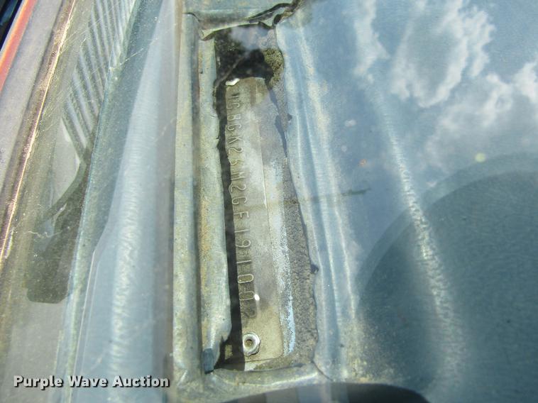 image for item DD8507 1986 Chevrolet Suburban 20 SUV