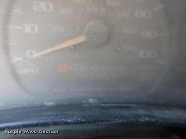 image for item DD9584 2002 Chevrolet Express 3500 van