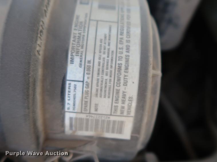 image for item DD9584 2002 Chevrolet Express 3500 van