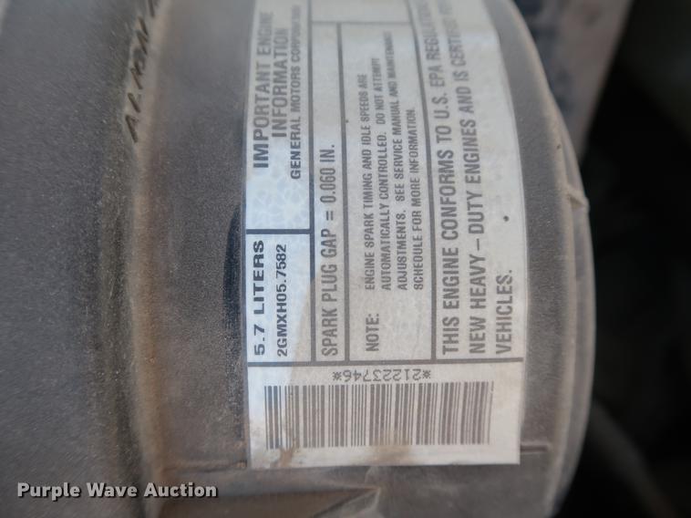 image for item DD9584 2002 Chevrolet Express 3500 van