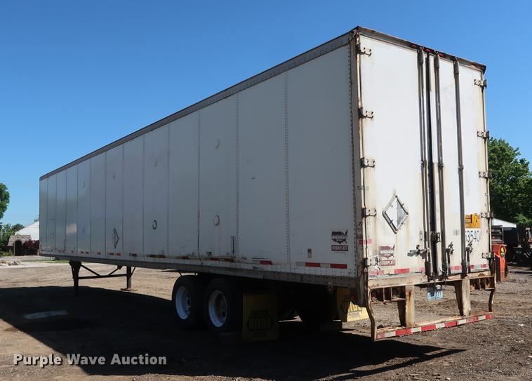 image for item DD9589 2000 Wabash dry van trailer