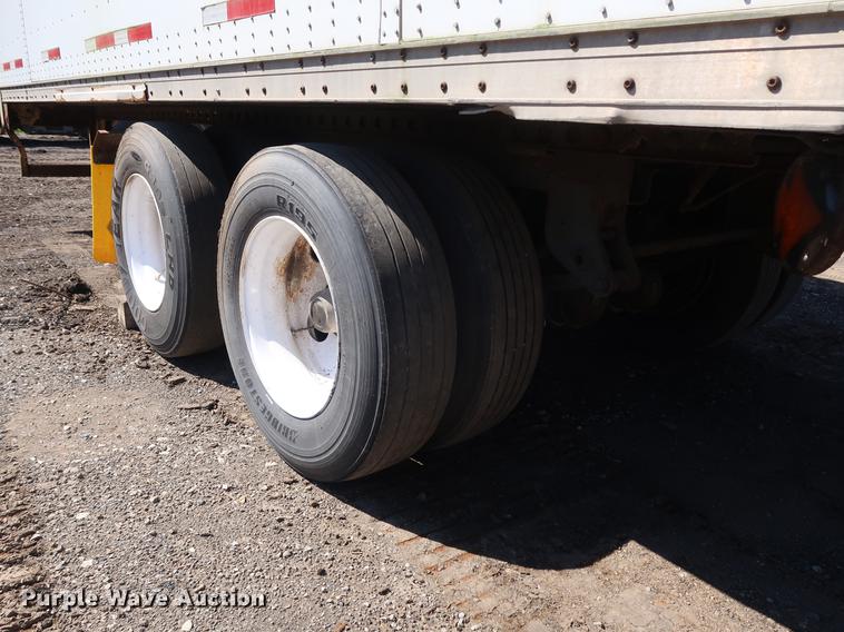 image for item DD9589 2000 Wabash dry van trailer