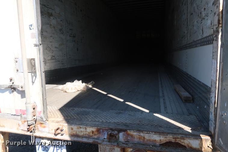 image for item DD9589 2000 Wabash dry van trailer