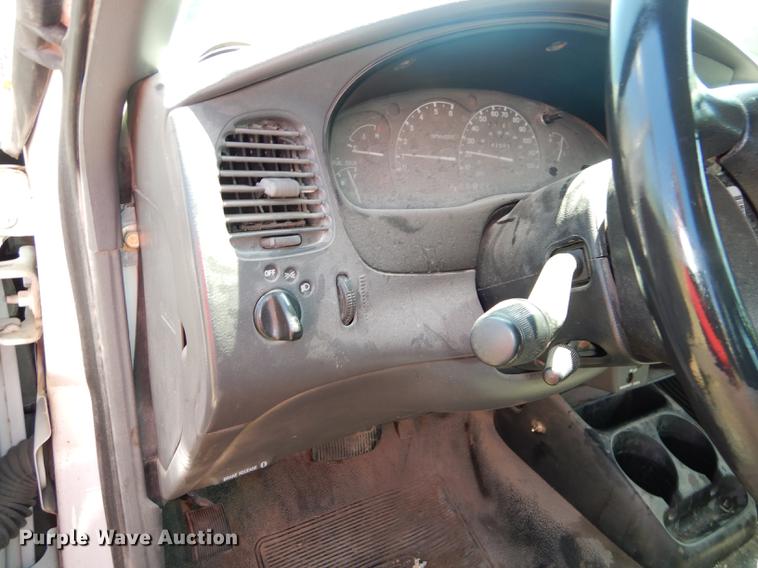 image for item DE1749 2001 Ford Ranger SuperCab pickup truck