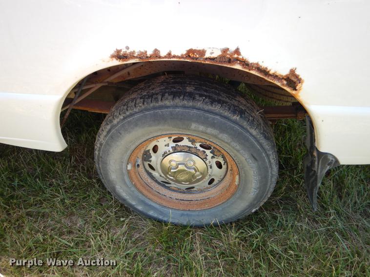 image for item DE1749 2001 Ford Ranger SuperCab pickup truck