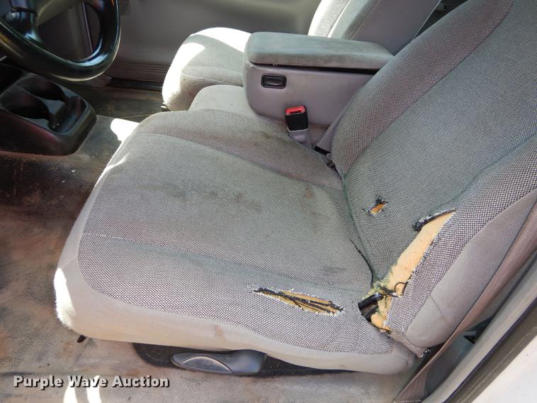 image for item DE1750 2000 Ford Ranger SuperCab pickup truck