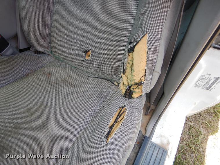 image for item DE1750 2000 Ford Ranger SuperCab pickup truck