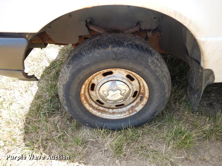 image for item DE1750 2000 Ford Ranger SuperCab pickup truck