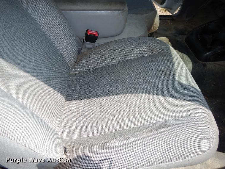 image for item DE1750 2000 Ford Ranger SuperCab pickup truck