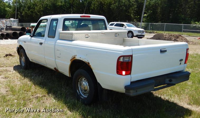 image for item DE1751 2001 Ford Ranger SuperCab pickup truck