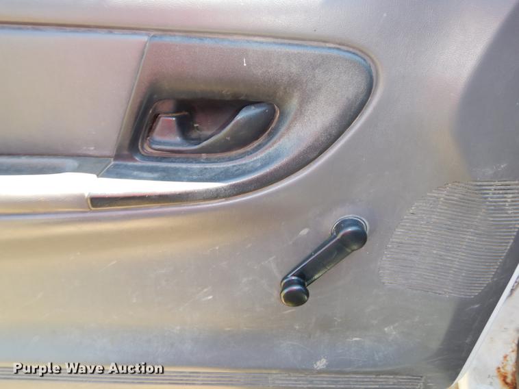 image for item DE1751 2001 Ford Ranger SuperCab pickup truck