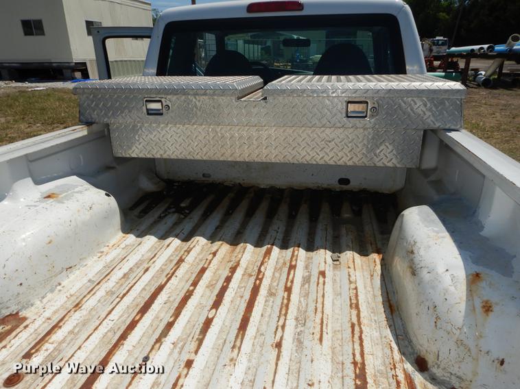 image for item DE1751 2001 Ford Ranger SuperCab pickup truck