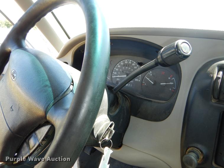 image for item DE1752 1998 Ford Ranger SuperCab pickup truck