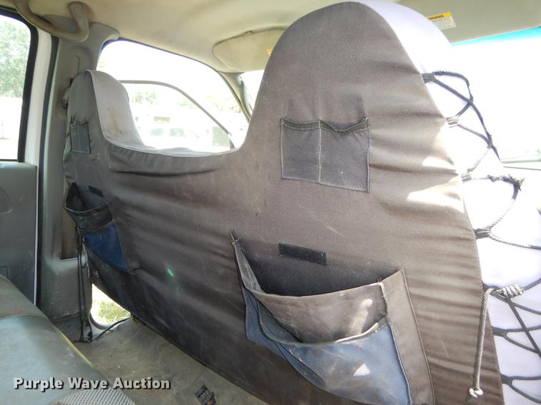 image for item DE1755 2004 Ford F350 Super Duty XL Crew Cab dump flatbed pickup truck