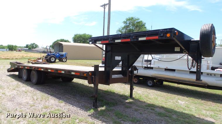 image for item DE6654 2006 Belshe DT22 equipment trailer