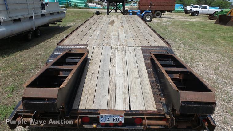 image for item DE6654 2006 Belshe DT22 equipment trailer