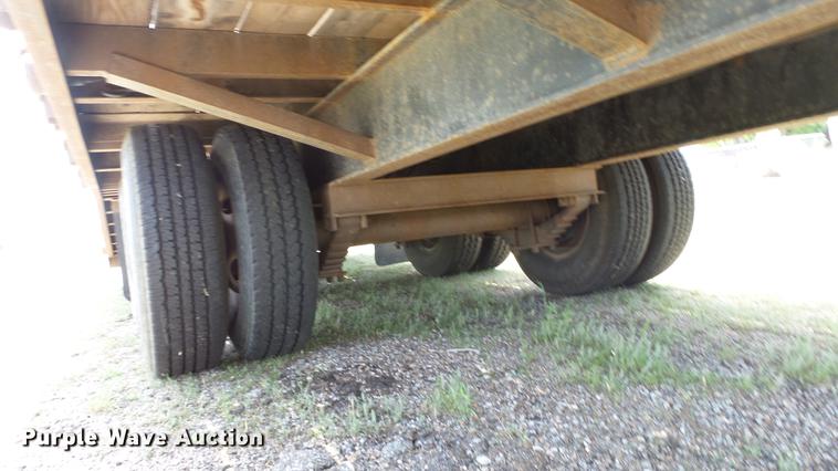 image for item DE6654 2006 Belshe DT22 equipment trailer