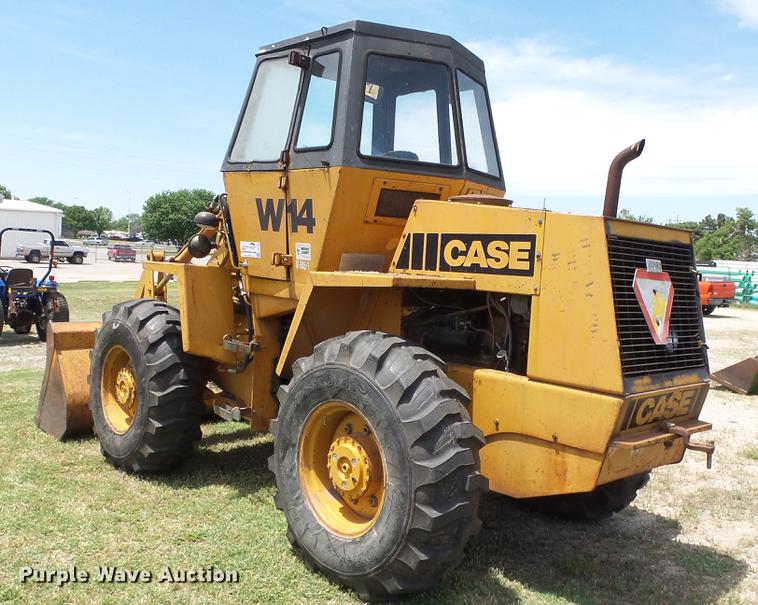 image for item DE7105 1980 Case W14 wheel loader