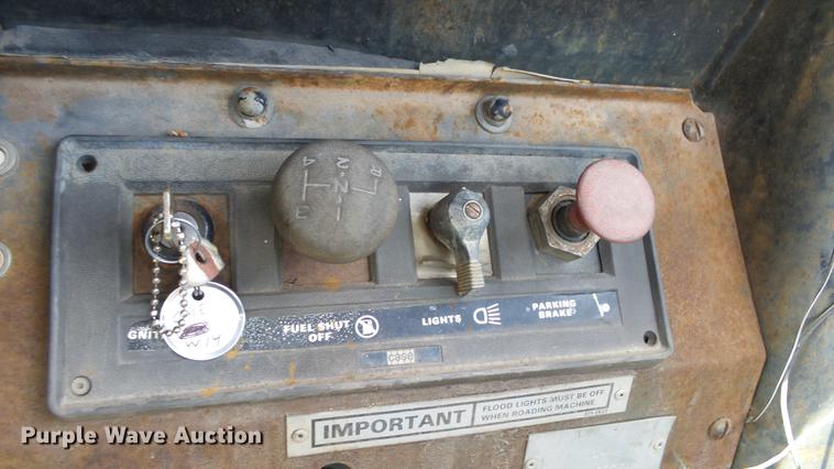 image for item DE7105 1980 Case W14 wheel loader