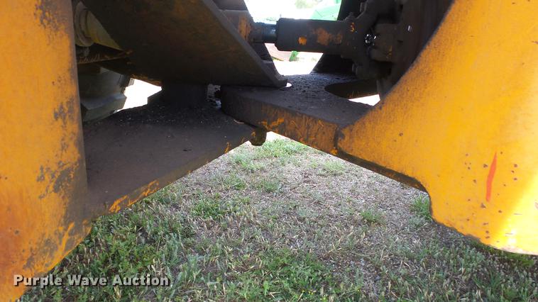 image for item DE7105 1980 Case W14 wheel loader