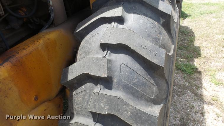 image for item DE7105 1980 Case W14 wheel loader
