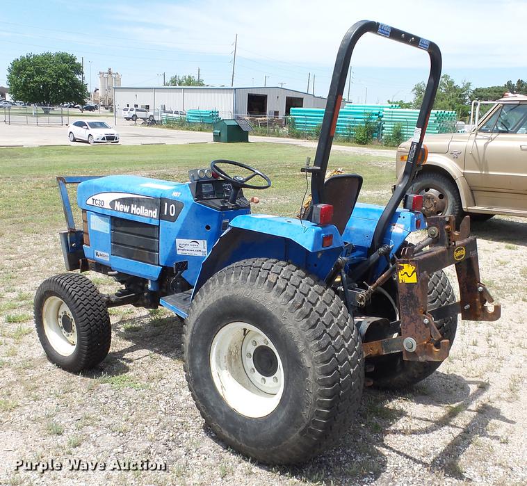 image for item DE7107 New Holland TC30 tractor