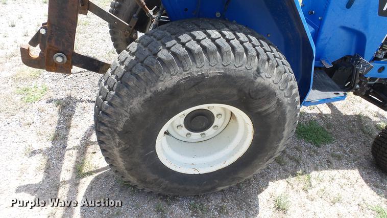 image for item DE7107 New Holland TC30 tractor