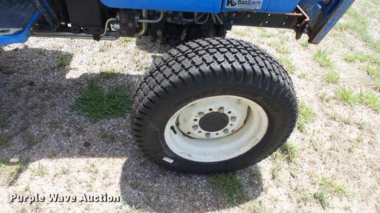 image for item DE7107 New Holland TC30 tractor