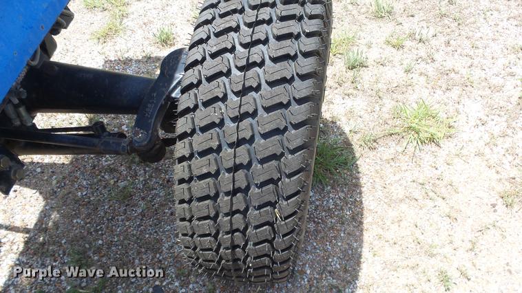 image for item DE7107 New Holland TC30 tractor