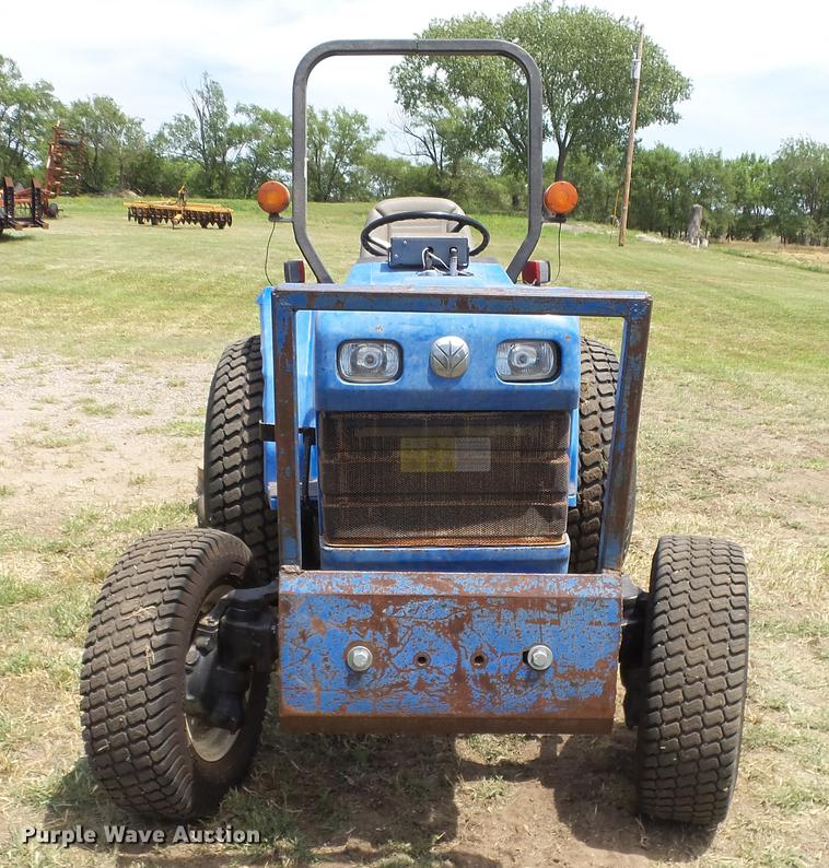 image for item DE7109 New Holland TC30 tractor