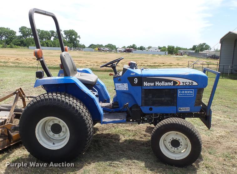 image for item DE7109 New Holland TC30 tractor