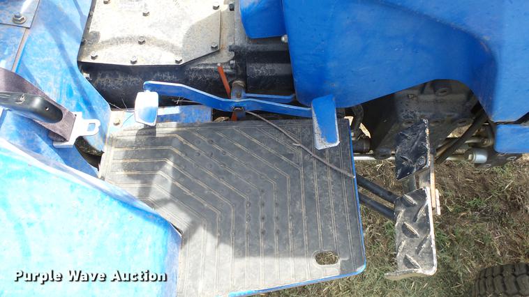 image for item DE7109 New Holland TC30 tractor