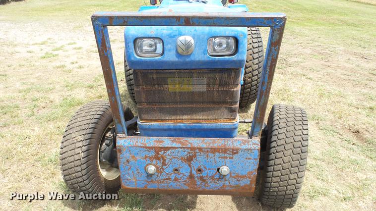image for item DE7109 New Holland TC30 tractor