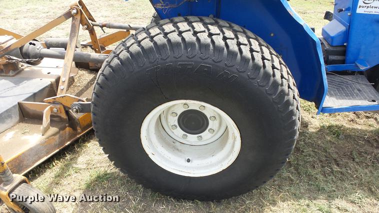 image for item DE7109 New Holland TC30 tractor