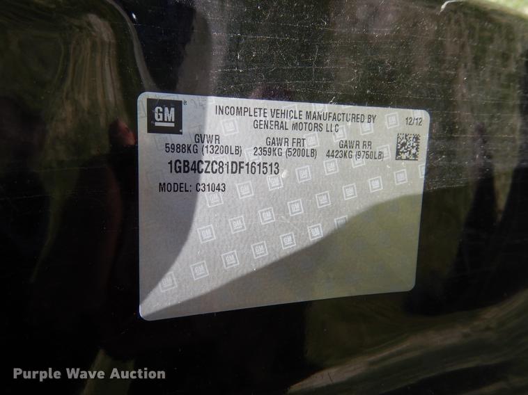 image for item DK9888 2013 Chevrolet Silverado 3500HD Crew Cab pickup truck cab and chassis